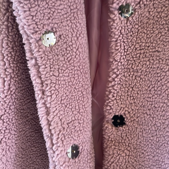 Light Purple teddy coat with pockets 2 button closure - Picture 4 of 5